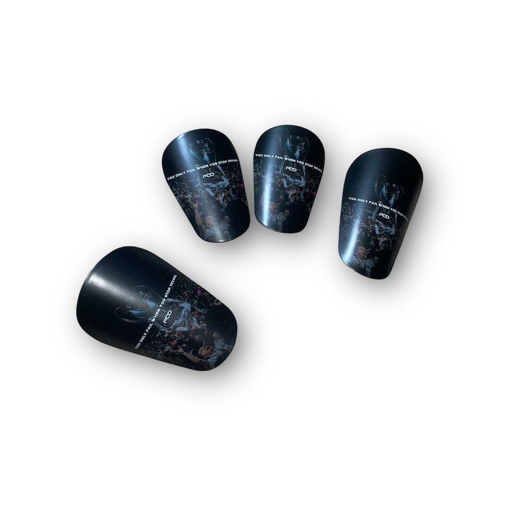 Mini fotbalové chrániče s potiskem